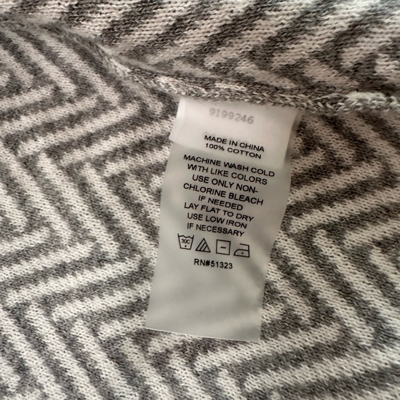 Vince Camuto Herringbone Open Front Cardigan Gray/White Size Medium Long Sleeve - Picture 16 of 17